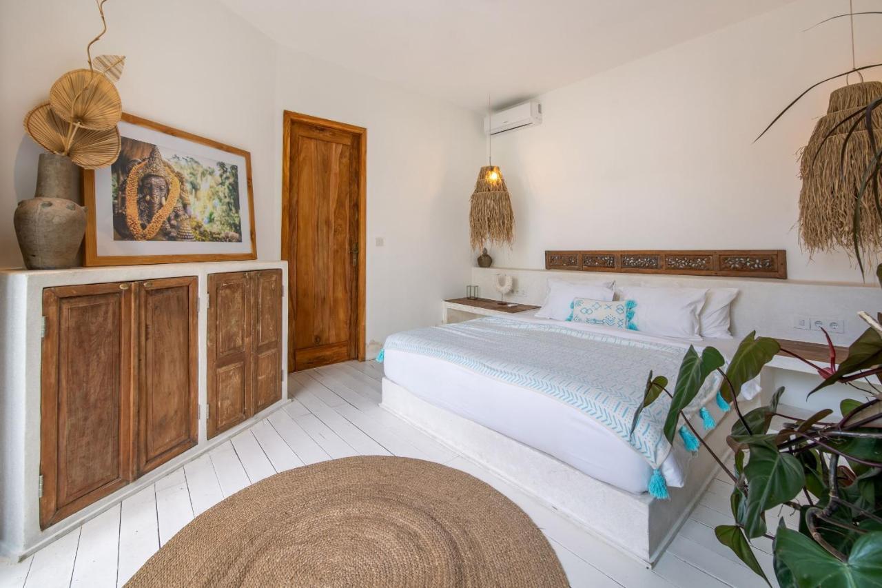 Villa Yogi Surf 2 Canggu ภายนอก รูปภาพ