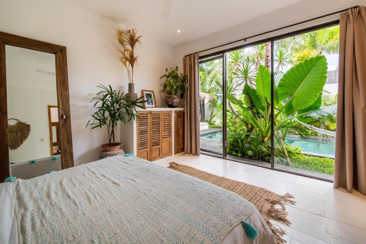Villa Yogi Surf 2 Canggu ภายนอก รูปภาพ